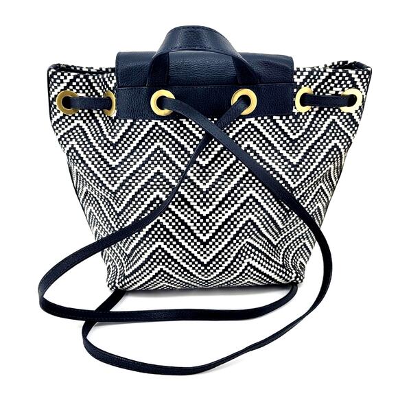 Michael‎ Kors Junie Medium Drawstring Backpack Navy White Chevron Woven Leather main image 8